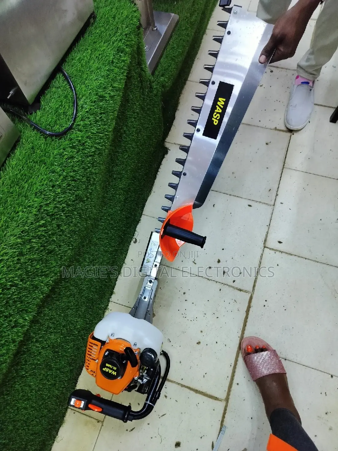 Wasp Hedge Trimmer