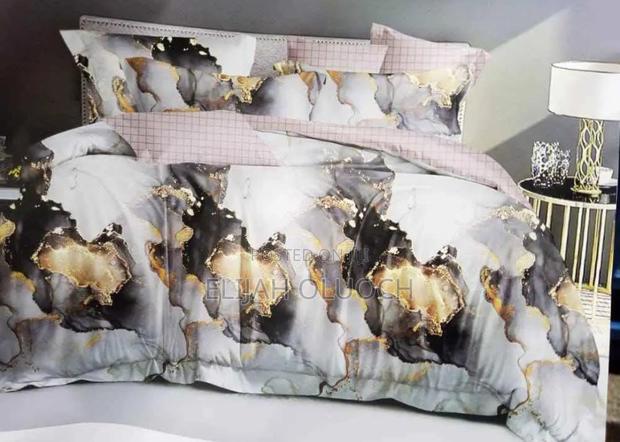 Binded Duvet Set
