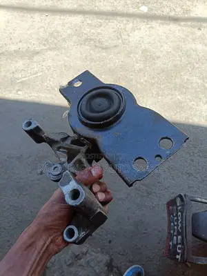 X-Trail Engine Mounting