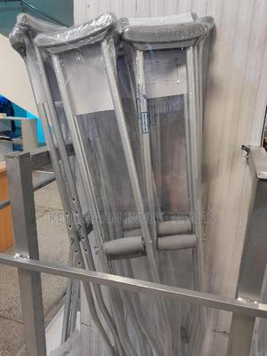 Underarm Crutches With Adjustable Height> Medium - thumbnail 2