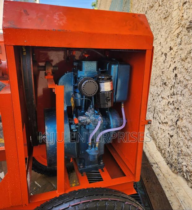 Indian Concrete Mixer 500litres and Is Diesel Powered - thumbnail 3