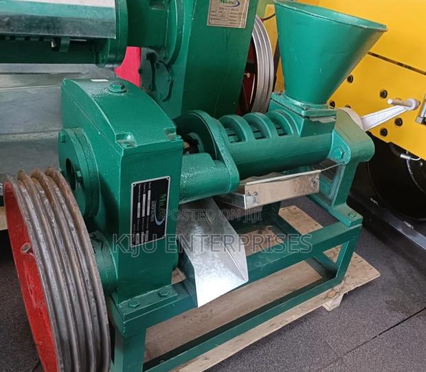 Milano Brand Screw Oil Pressing Machine - thumbnail 3