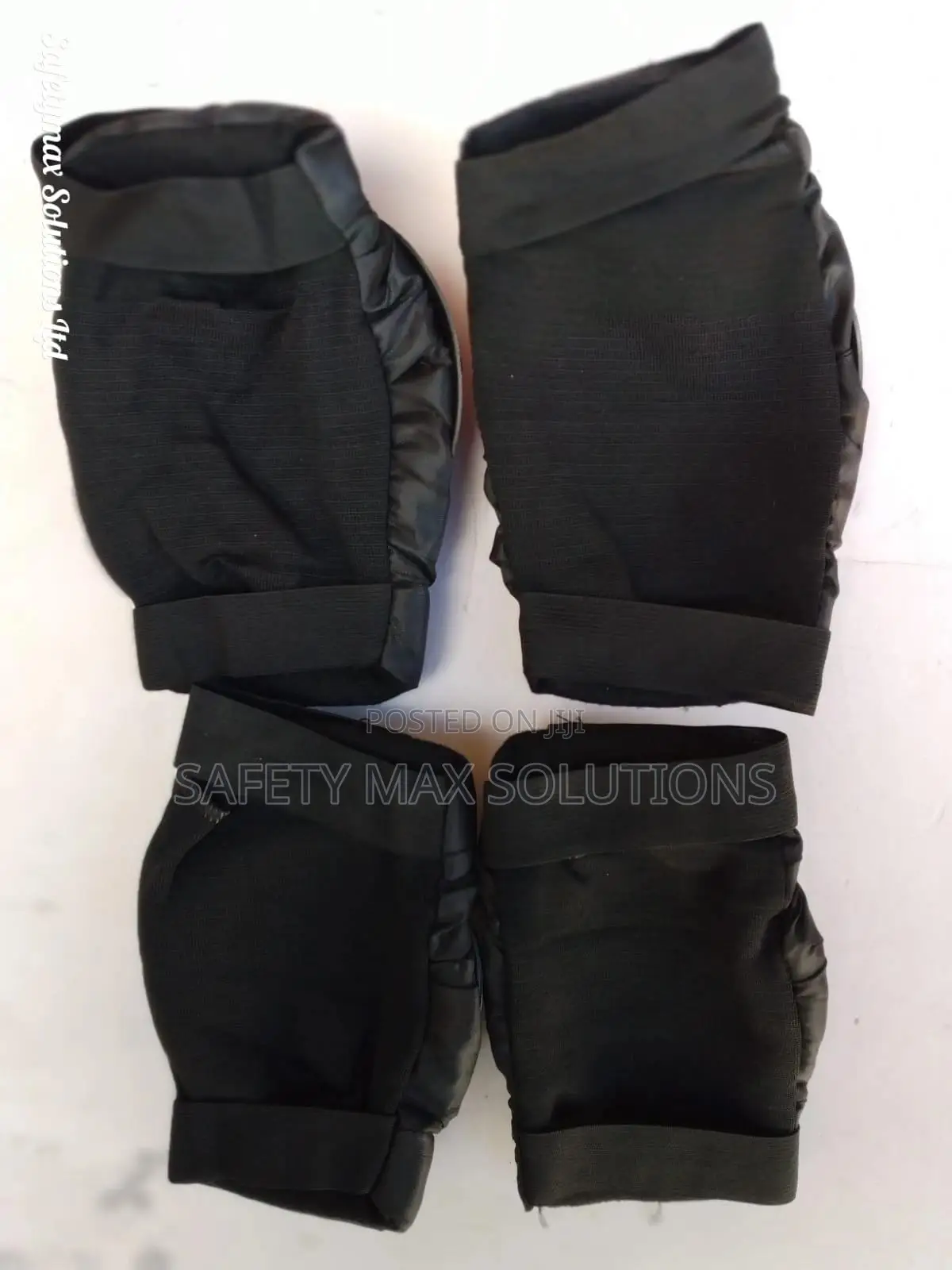 Knee Guards Plastic HALF