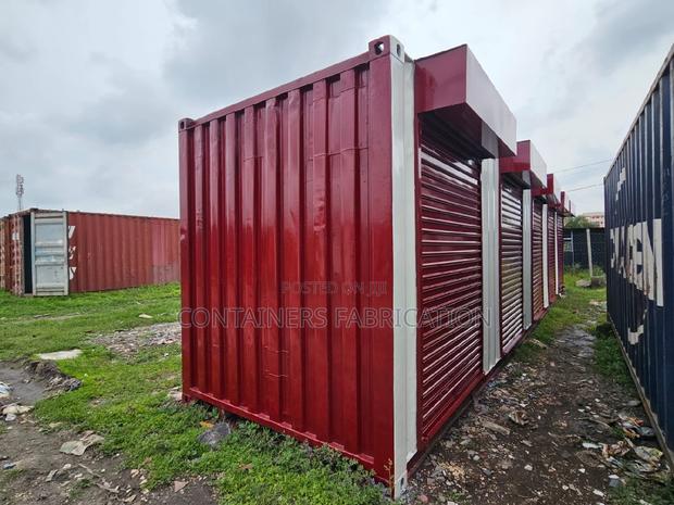 Very Clean and Neat 40ft Fabricated Container Shop - thumbnail 3