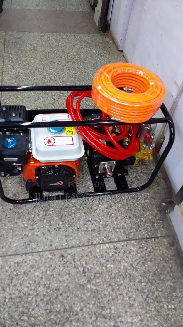 Engine Knapsack Spryer Machine