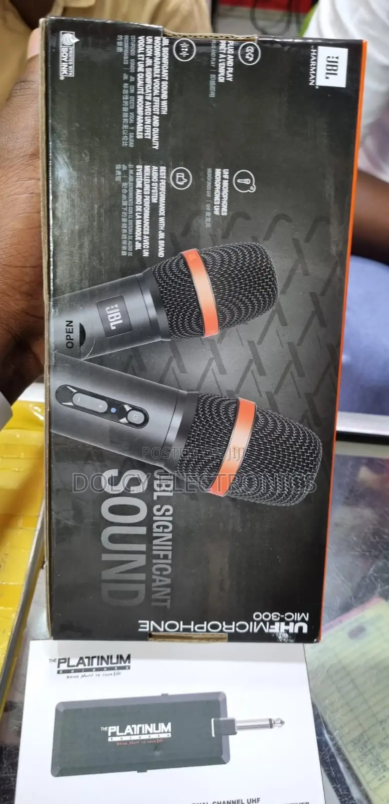 Jbl Mic-300 Uhf Wireless Dual Microphones