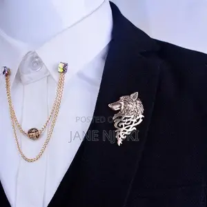 Collar Pins