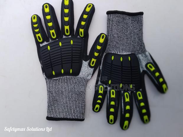 Impact Resistant Gloves /Anti Impact - thumbnail 4