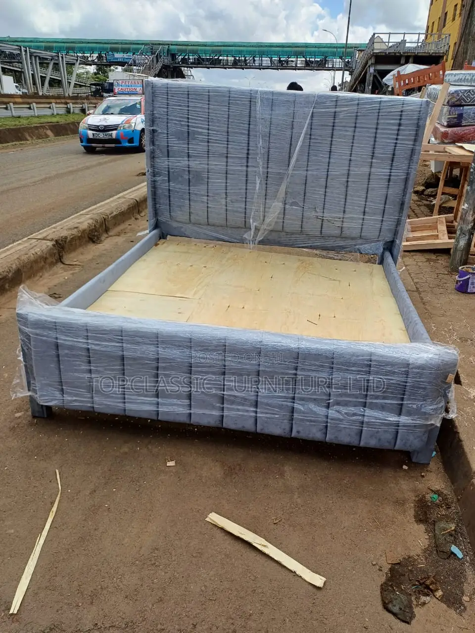 Chester Bed