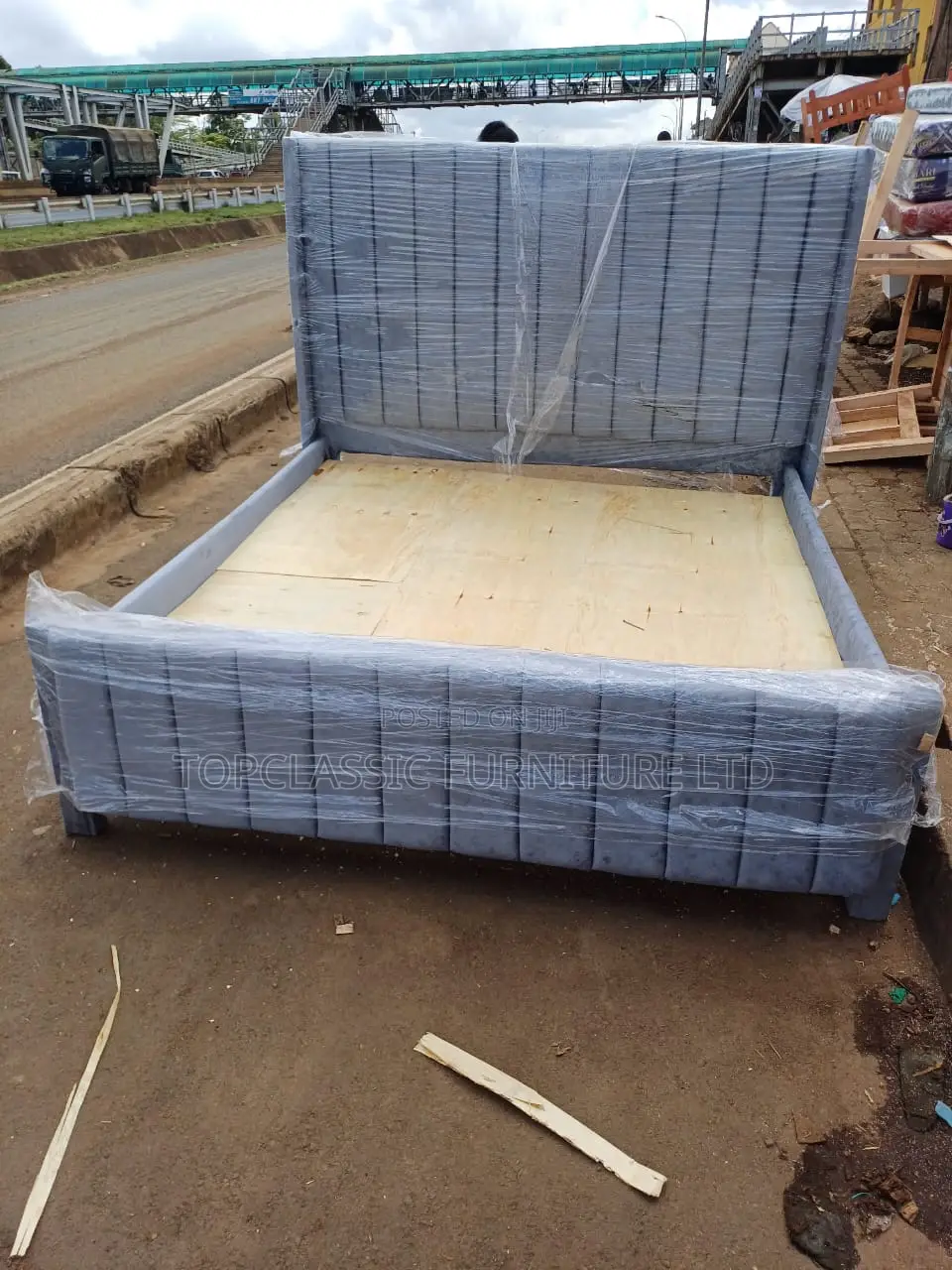Chester Bed
