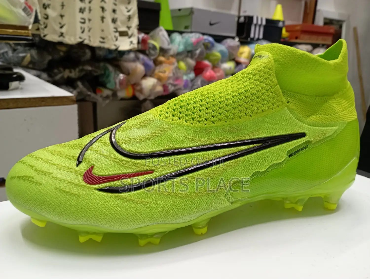 Bright Phantom Gx Football Cleats
