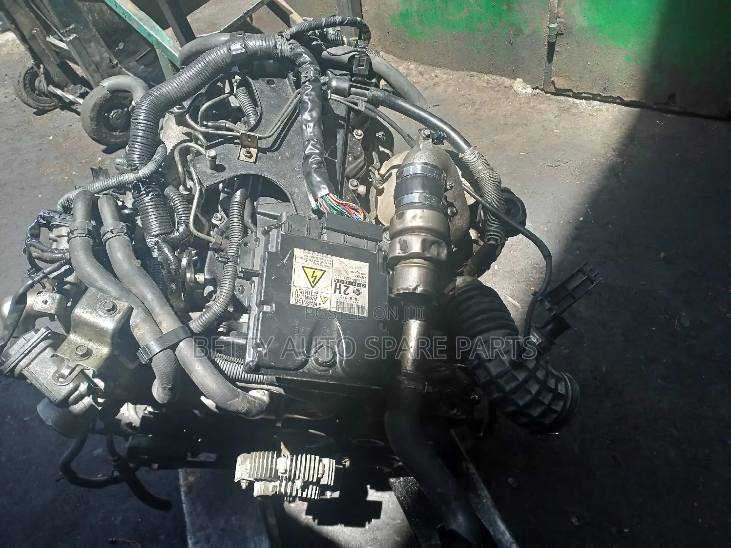 Nissan Navara Yd25 Complete Engine
