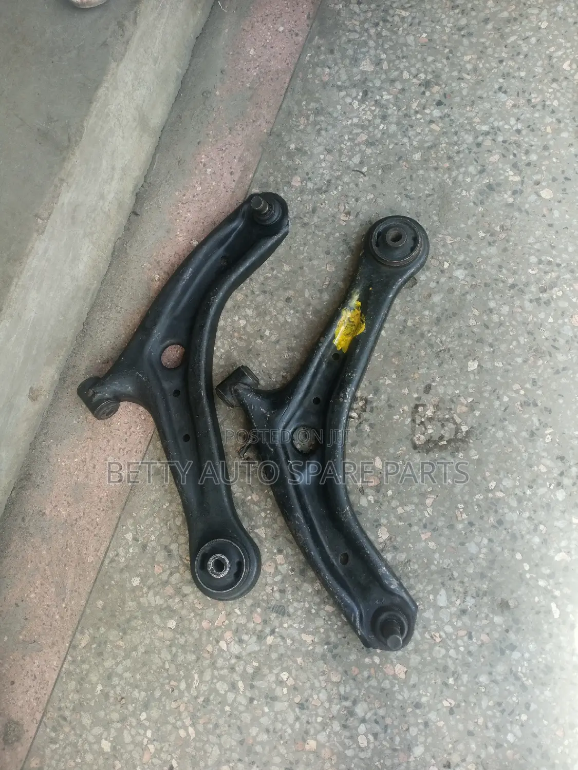 Mazda Demio Complete Arms