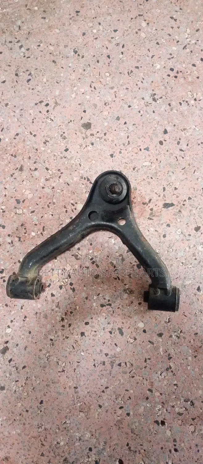 Toyota Vigo 2 Wd Upper Arm
