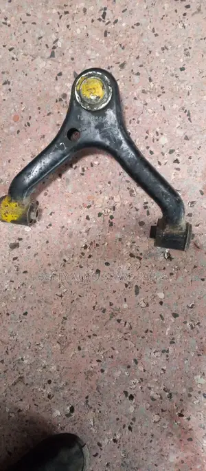 Toyota Vigo 2 Wd Upper Arm