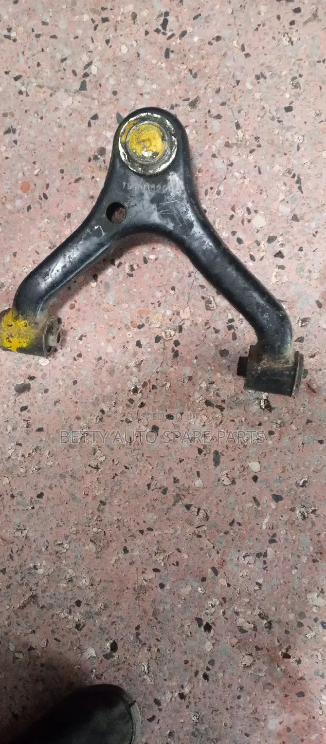 Toyota Vigo 2 Wd Upper Arm
