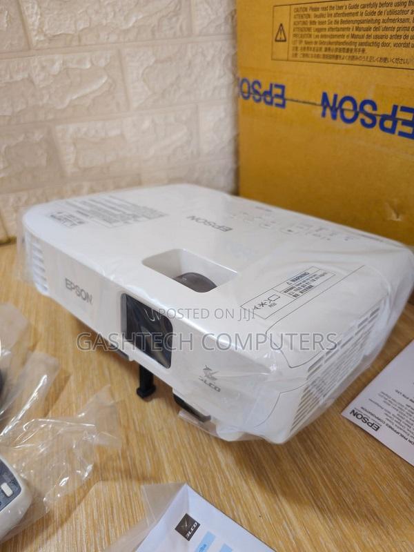 Epson Projectors. Eb-E01 - thumbnail 2