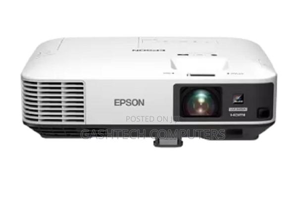Epson Eb-2250u// Projector 3lcd Technology, Wuxga - main view