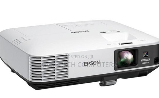 Epson Eb-2250u// Projector 3lcd Technology, Wuxga - thumbnail 3