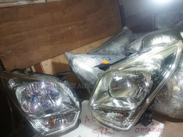 Suzuki Wagon R 2012/13 Model Headlights - main view
