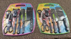 *8pcs Stainless Steel Knife Set With Plastic Chopping Board