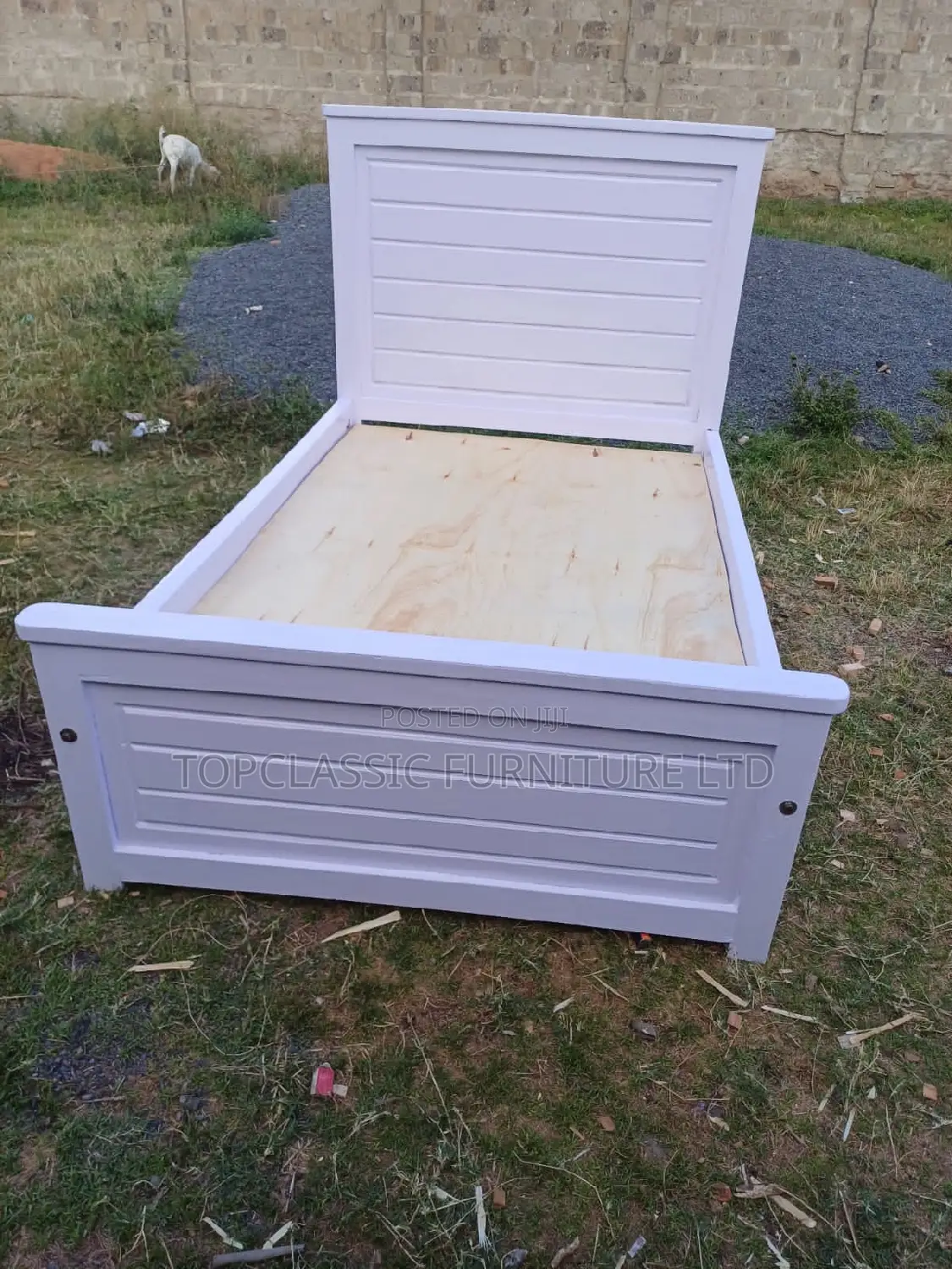 Modern Executive Beds Available (Payment on Delivery)
