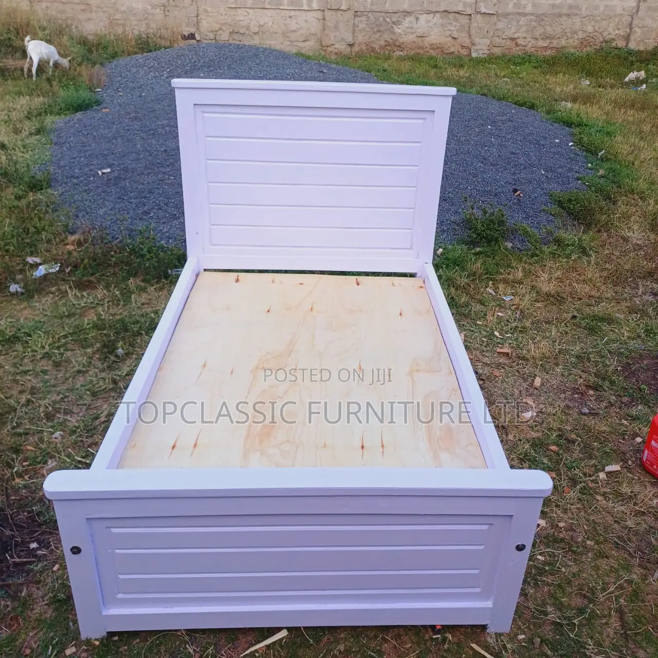 Modern Executive Beds Available (Payment on Delivery)