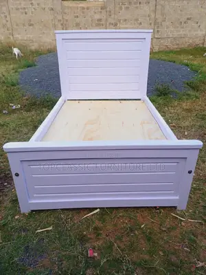 Modern Executive Beds Available (Payment on Delivery)