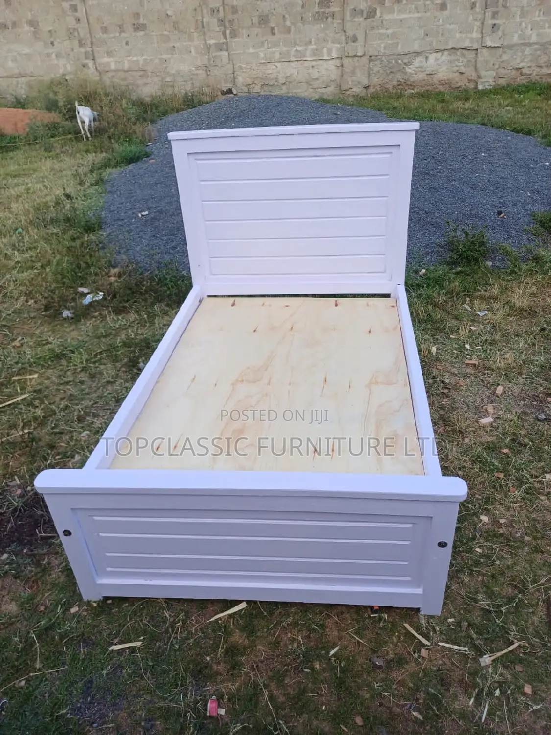 Modern Executive Beds Available (Payment on Delivery)