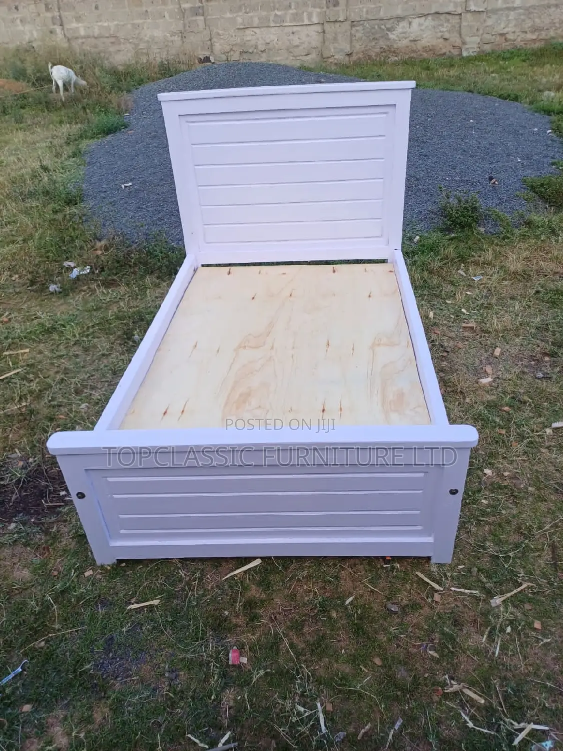 Modern Executive Beds Available (Payment on Delivery)