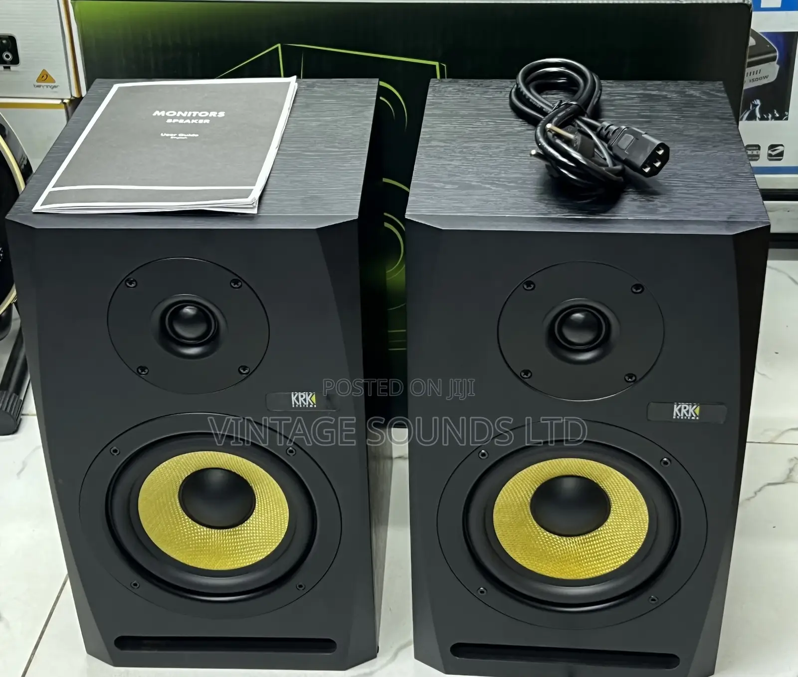 KRK Rokit M8 Studio Monitor / Black