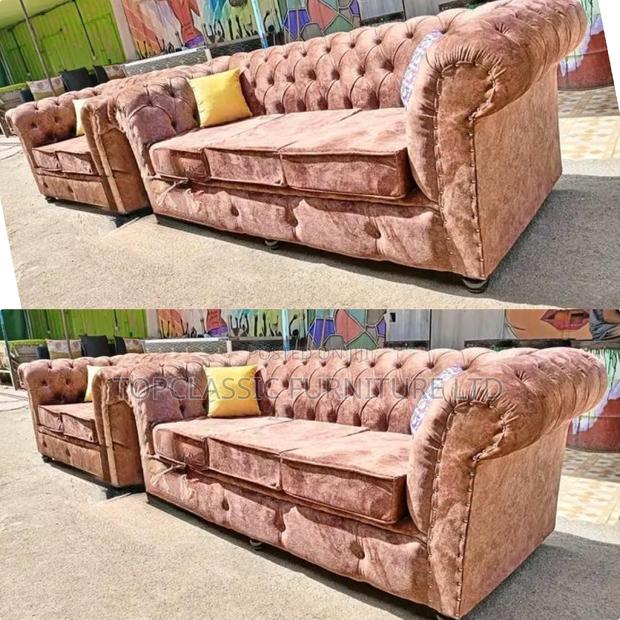 3-Seater Chester Sofas+Free Throw Pillows