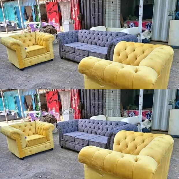 3-Seater Chester Sofas+Free Throw Pillows