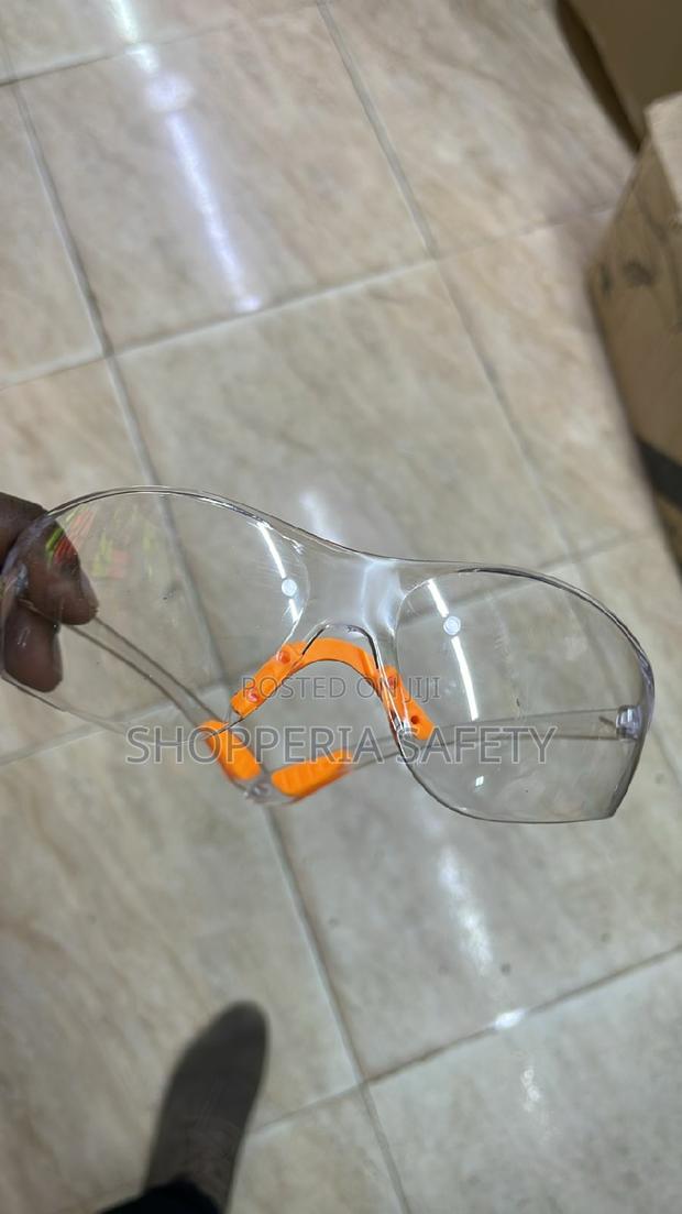 Safety Goggles - thumbnail 3