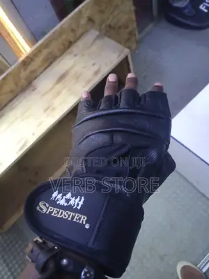 Speedster Gym Gloves