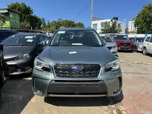 Subaru Forester 2.0XT Premium AWD 2017 Green