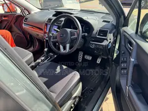 Subaru Forester 2.0XT Premium AWD 2017 Green