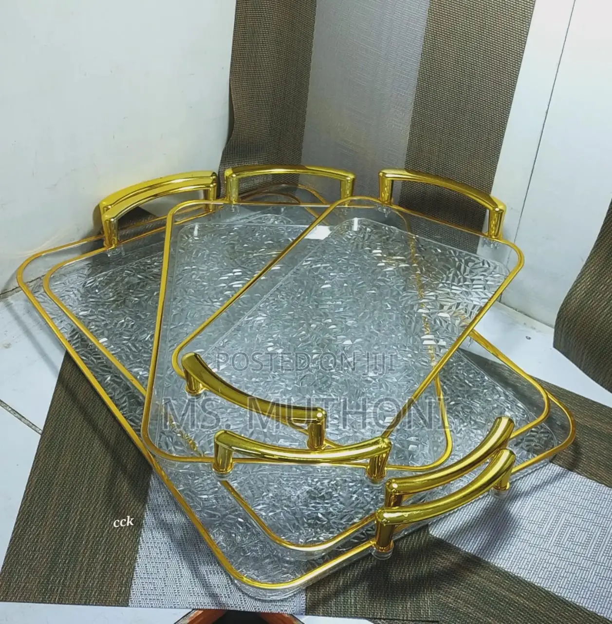 Acrylic 4pcs Trays Available