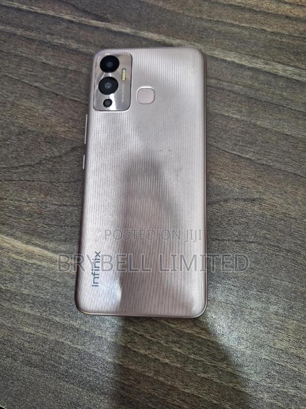 Infinix Hot 12 play 128 GB Gold