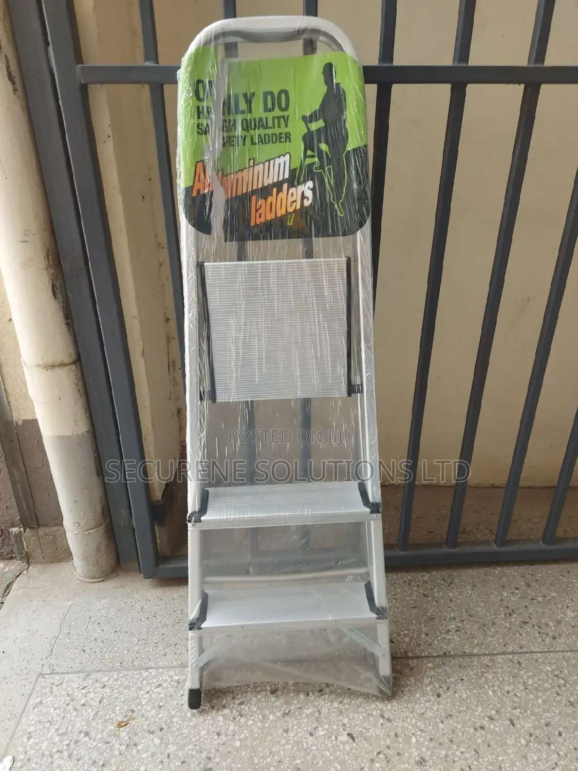 Aluminium 3steps Free Stand a Type Ladder 1.1meters