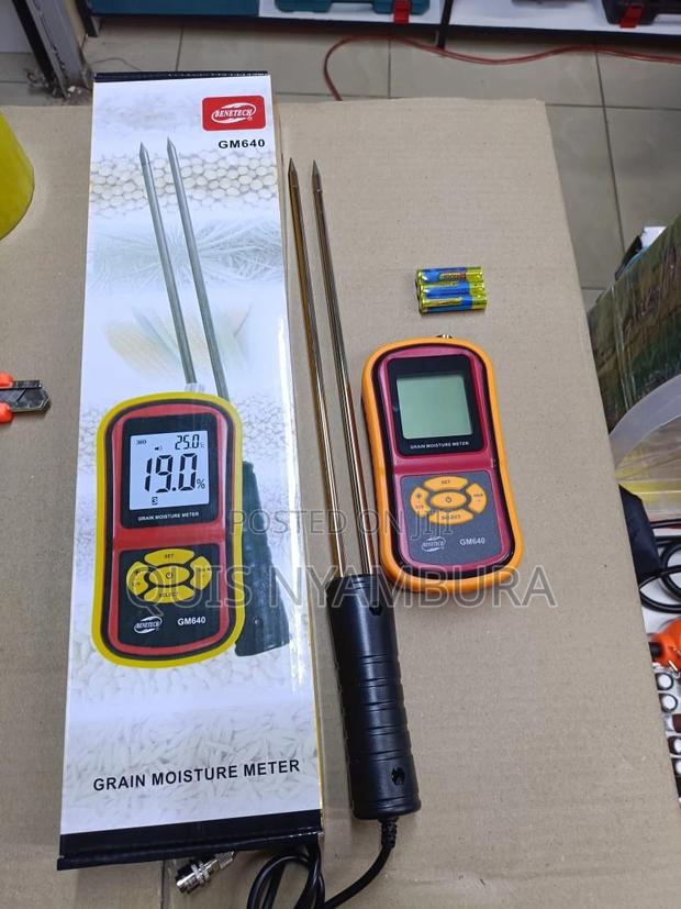 Grain Moisture Meter - main view