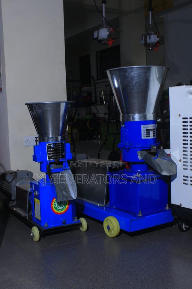 Feed Pellets Making Machine. - main view