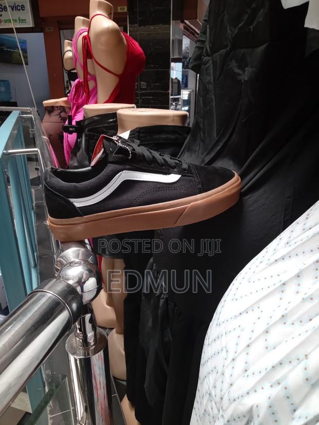 Vans Off The Wall - thumbnail 2