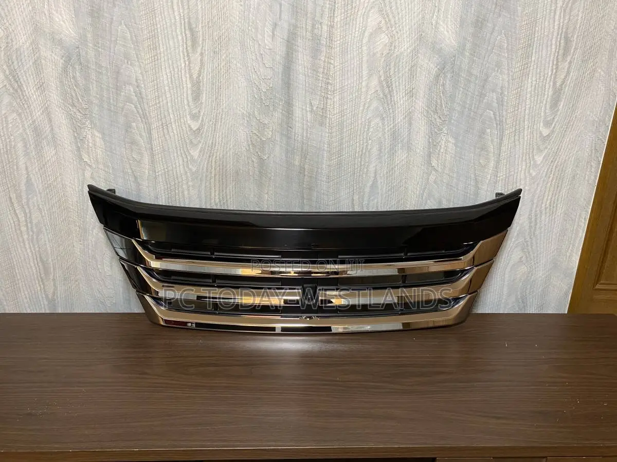 Vellfire Z/Zr Modelista Tourer Grille Black Aero+Camera