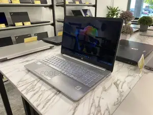 New Laptop HP 15S 8GB Intel Core I7 SSD 512GB
