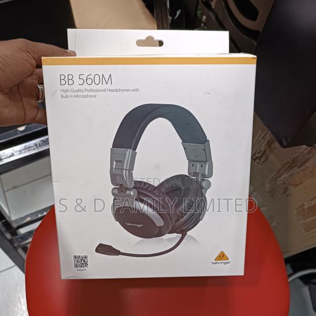 Behringer BB560M Bluetooth Headphones