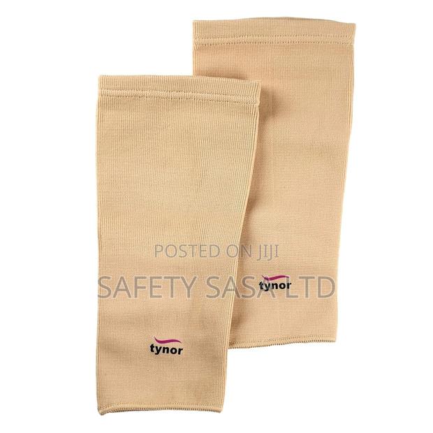 Tynor One Pair Knee Support Cap