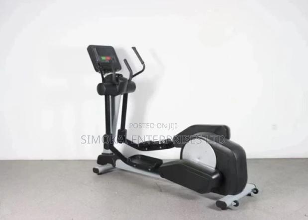 Commercial Cross Trainer