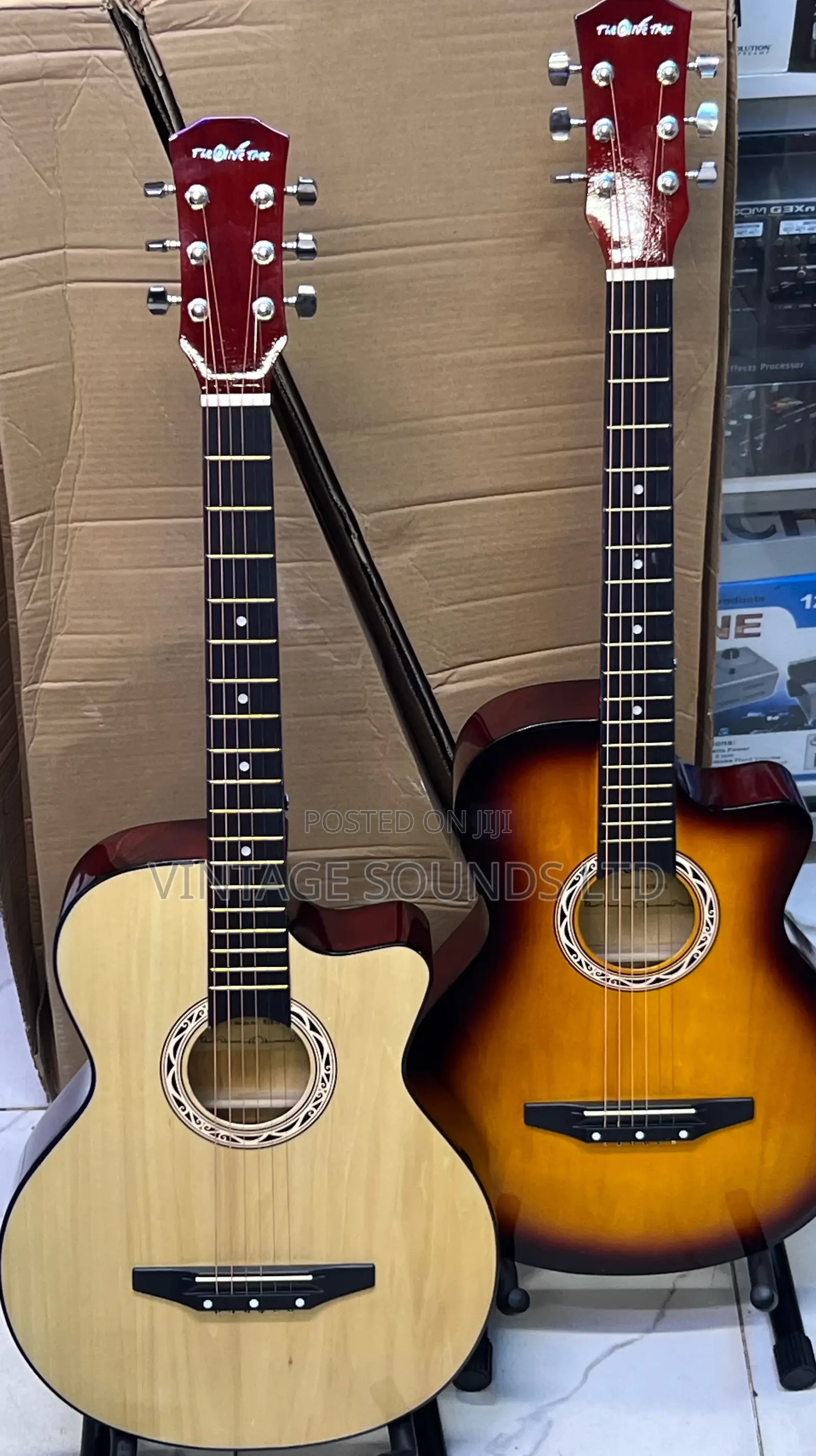 38 Inches Acoustic Guitar, Ideal for Beginner Students.