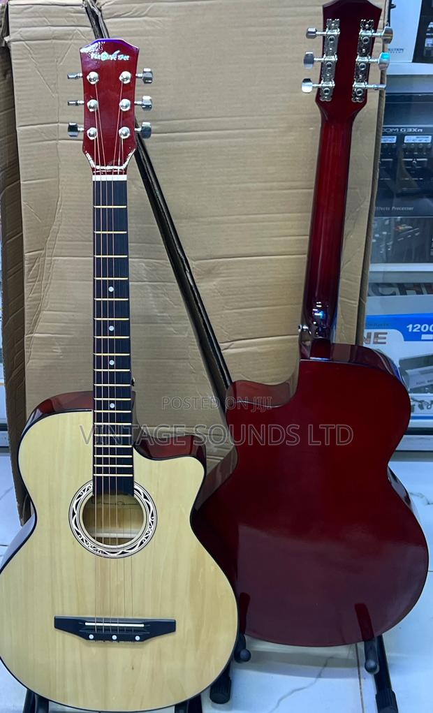 38 Inches Acoustic Guitar, Ideal for Beginner Professions